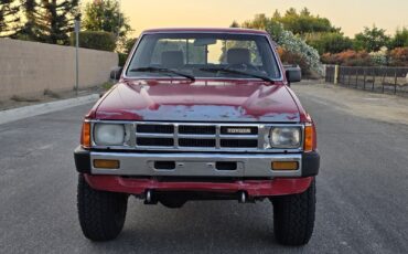 Toyota-Pickup-1985-5