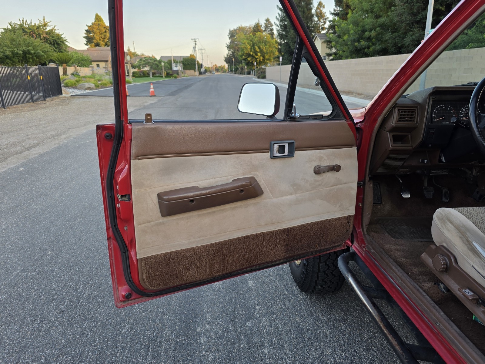 Toyota-Pickup-1985-8