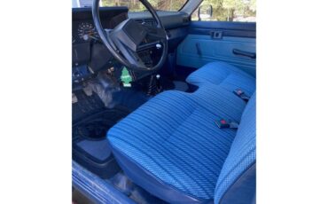 Toyota-Pickup-1985-Custom-wrap-blue-Blue