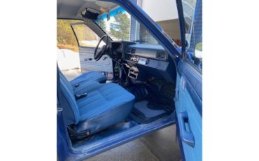 Toyota-Pickup-1985-Custom-wrap-blue-Blue-9