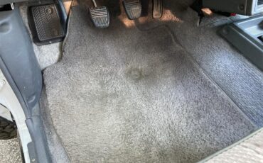 Toyota-Pickup-1987-Black-amp-White-Grey-59