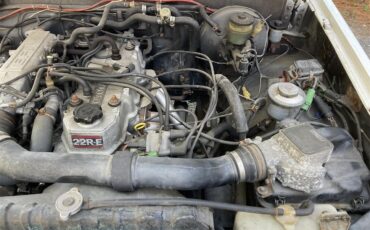 Toyota-Pickup-1987-Black-amp-White-Grey-64
