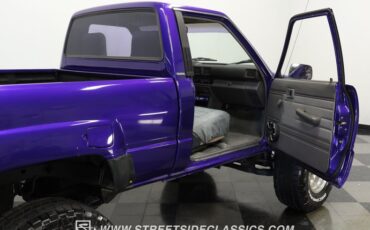 Toyota-Pickup-1987-Purple-Gray-13