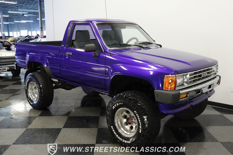 Toyota-Pickup-1987-Purple-Gray-16