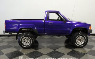 Toyota-Pickup-1987-Purple-Gray-18