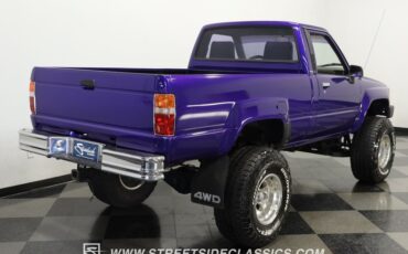 Toyota-Pickup-1987-Purple-Gray-19