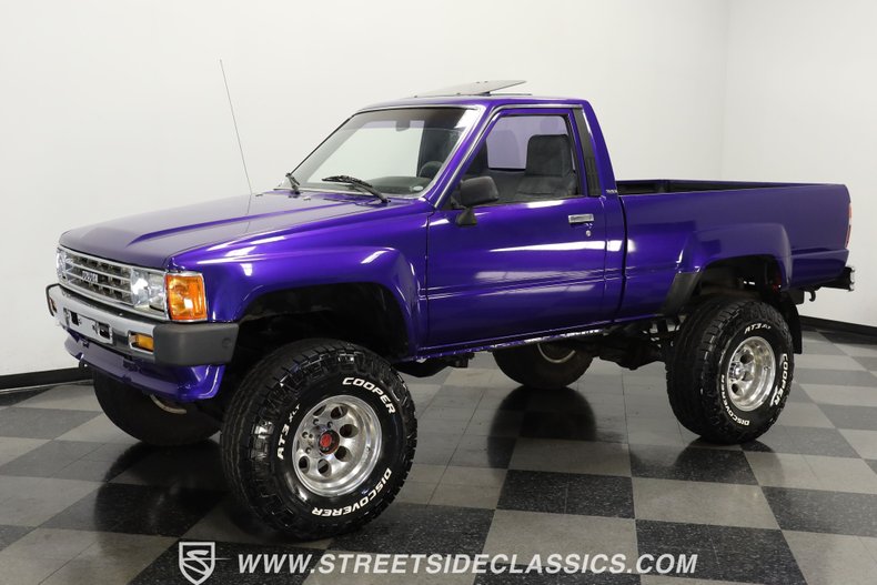 Toyota-Pickup-1987-Purple-Gray-2