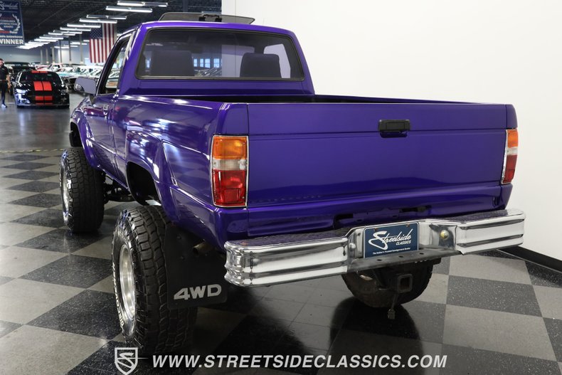 Toyota-Pickup-1987-Purple-Gray-22
