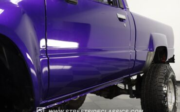 Toyota-Pickup-1987-Purple-Gray-25