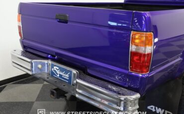 Toyota-Pickup-1987-Purple-Gray-31