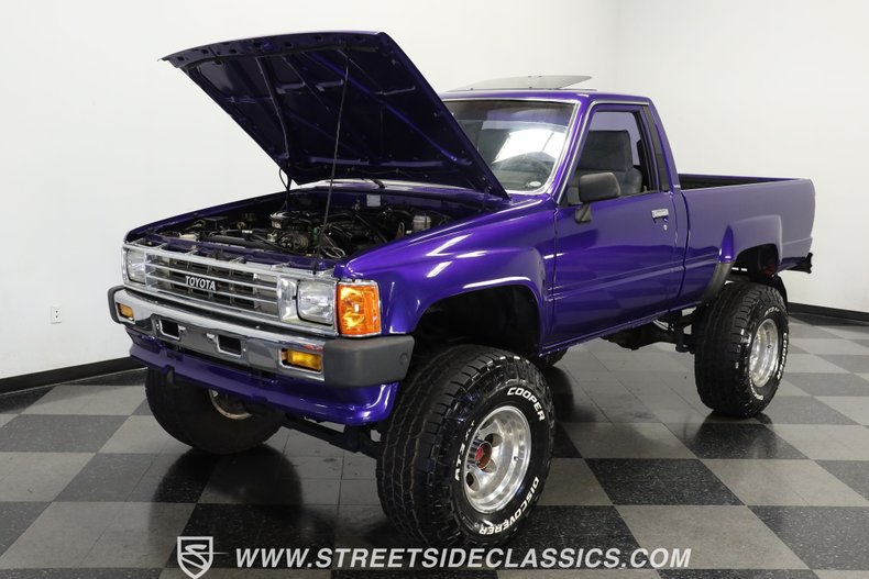 Toyota-Pickup-1987-Purple-Gray-36