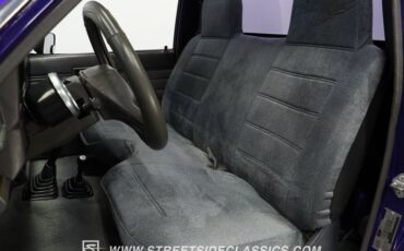 Toyota-Pickup-1987-Purple-Gray-47