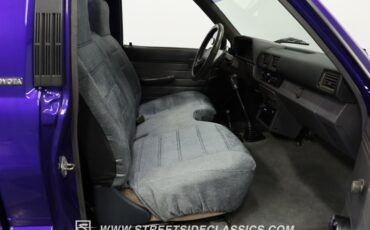 Toyota-Pickup-1987-Purple-Gray-49