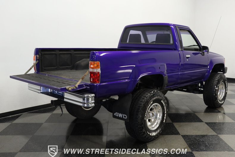 Toyota-Pickup-1987-Purple-Gray-7