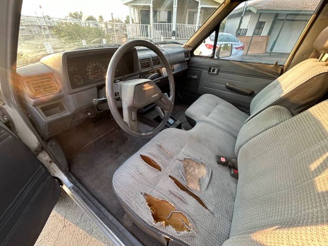 Toyota-Pickup-1988-6