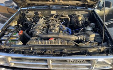 Toyota-Pickup-1988-Black-gray-10