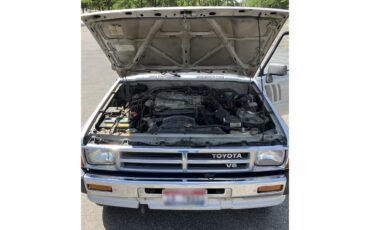 Toyota-Pickup-1988-Light-Gray-Gray-13