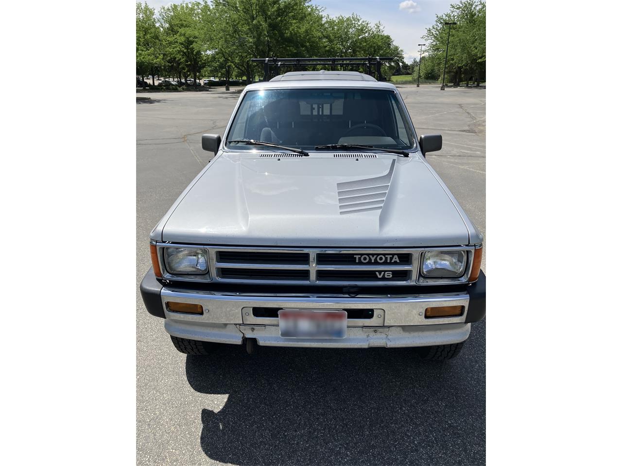 Toyota-Pickup-1988-Light-Gray-Gray-4