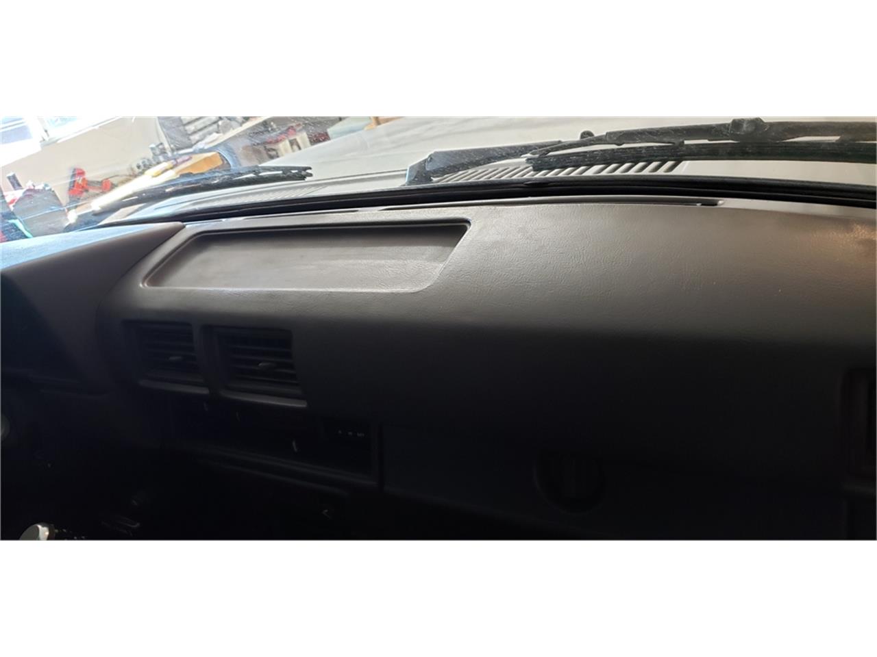 Toyota-Pickup-1988-Silver-Gray-2