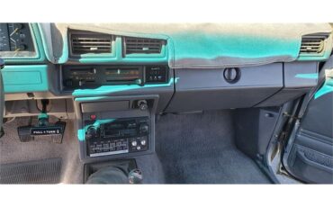 Toyota-Pickup-1988-Silver-Gray-27