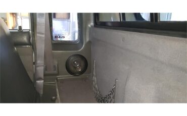 Toyota-Pickup-1988-Silver-Gray-39