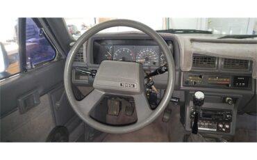 Toyota-Pickup-1988-Silver-Gray-4