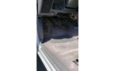 Toyota-Pickup-1988-Silver-Gray-43