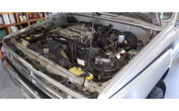 Toyota-Pickup-1988-Silver-Gray-54