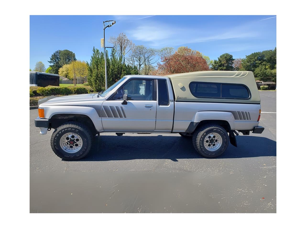 Toyota-Pickup-1988-Silver-Gray-7