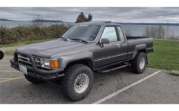Toyota-Pickup-1988-Silver-greyblack-18