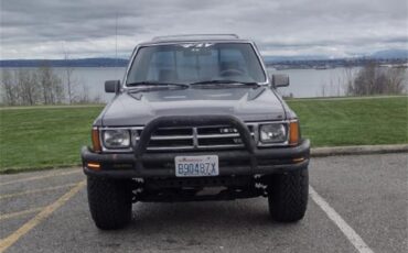Toyota-Pickup-1988-Silver-greyblack