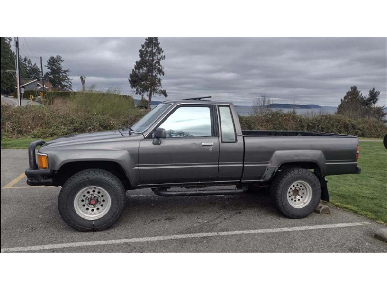 Toyota-Pickup-1988-Silver-greyblack-5