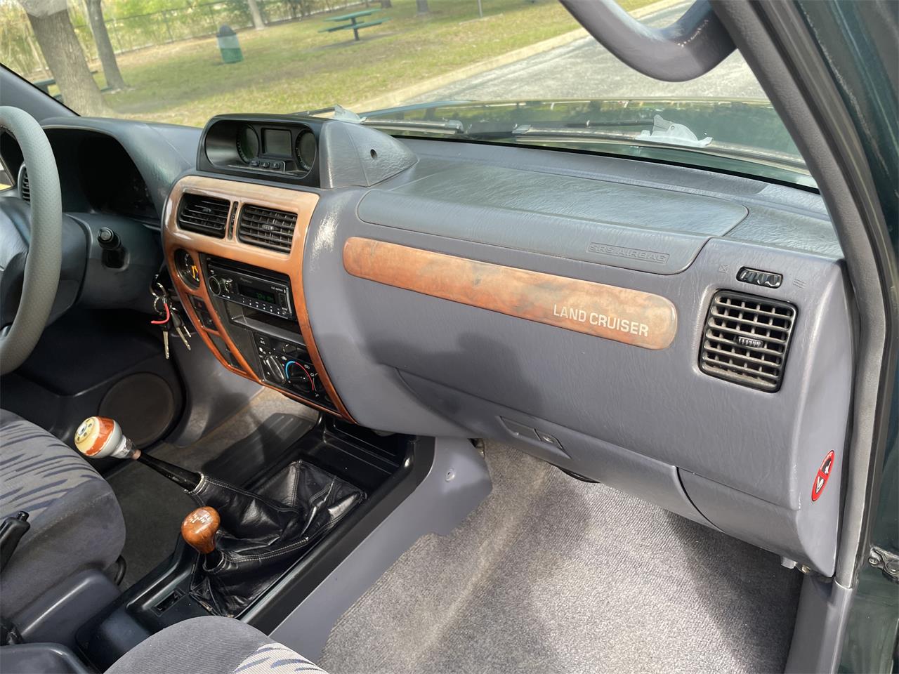 Toyota-Pickup-1989-Green-Gray-13