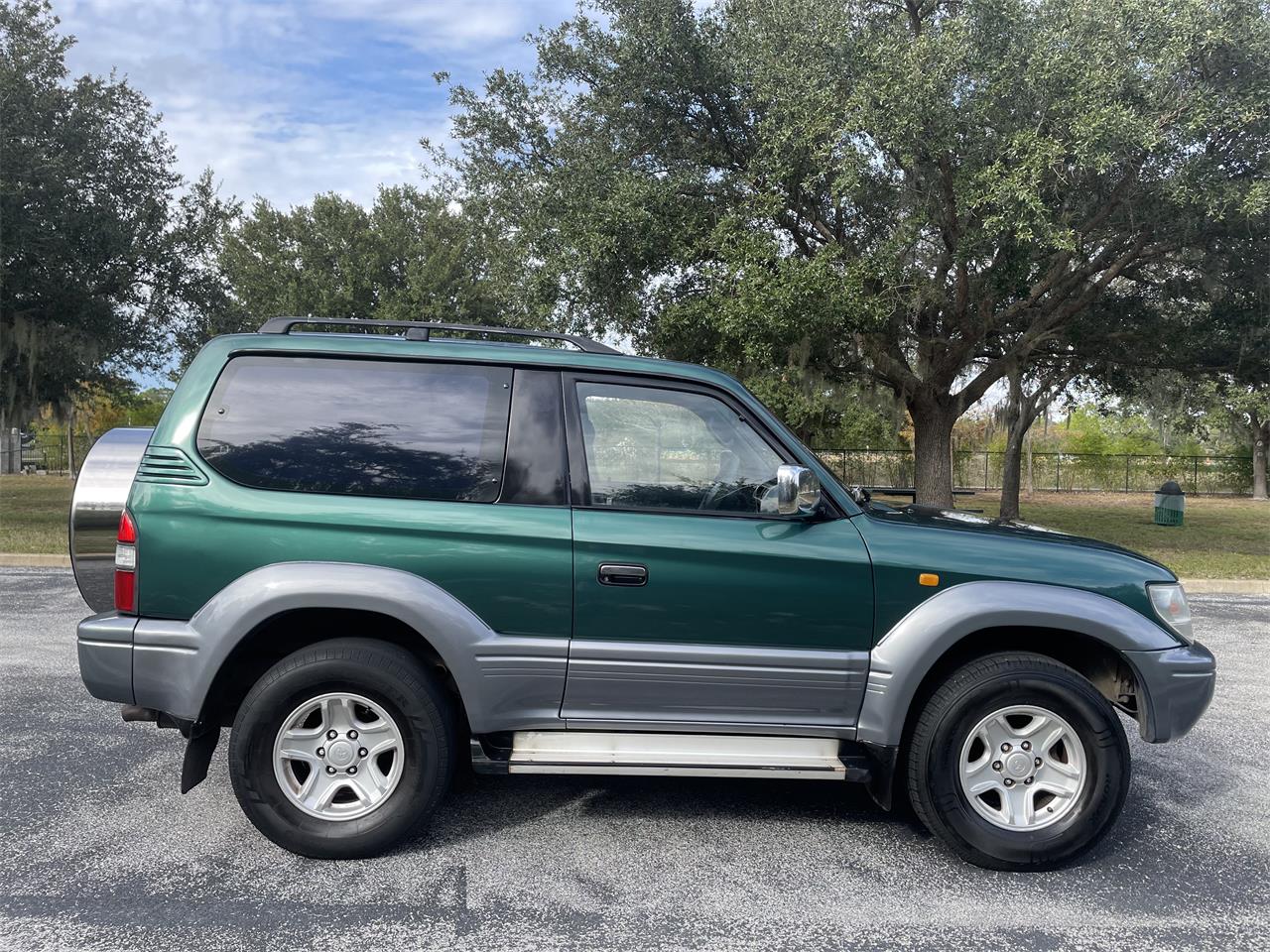 Toyota-Pickup-1989-Green-Gray-3