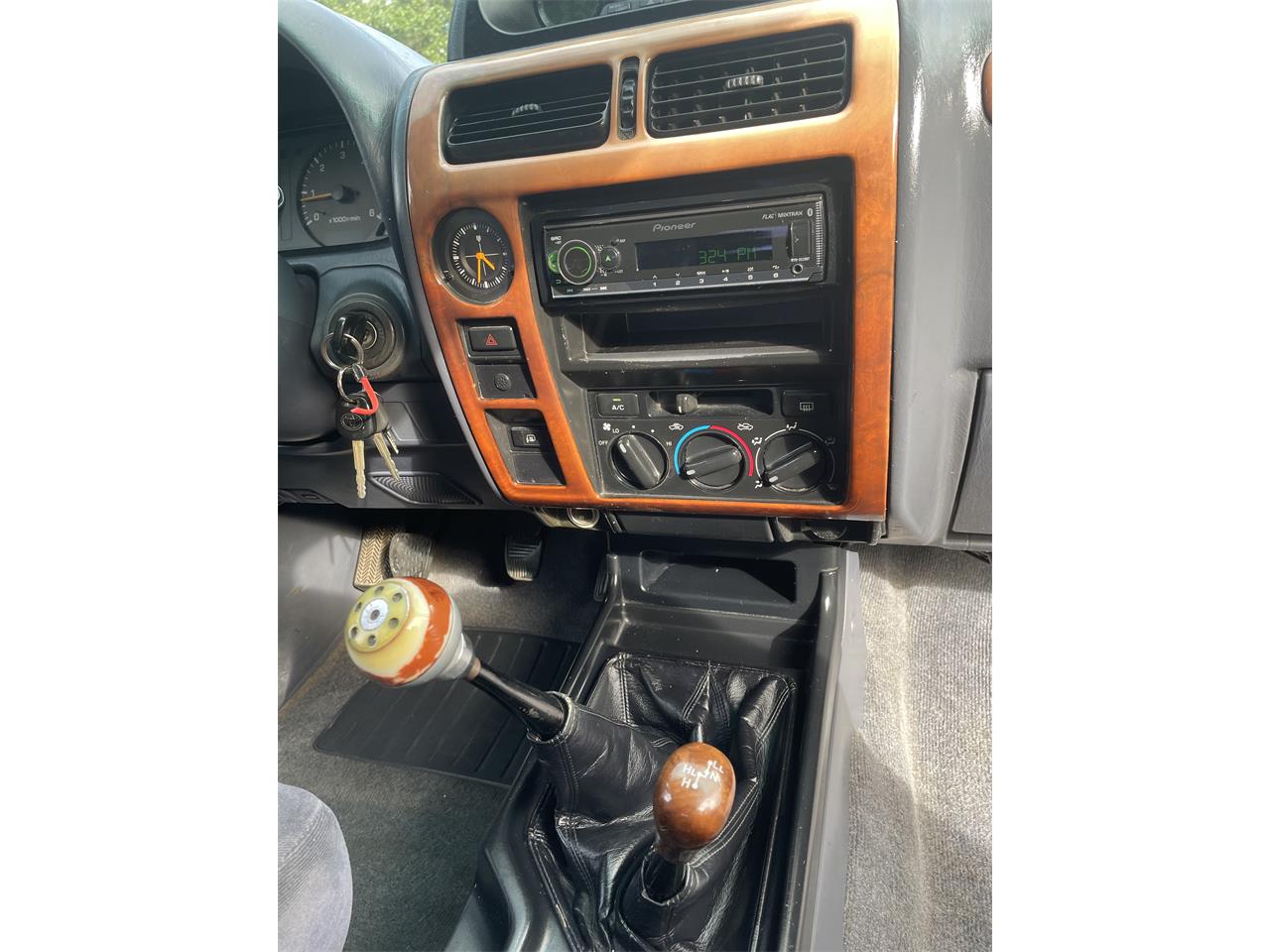 Toyota-Pickup-1989-Green-Gray-8