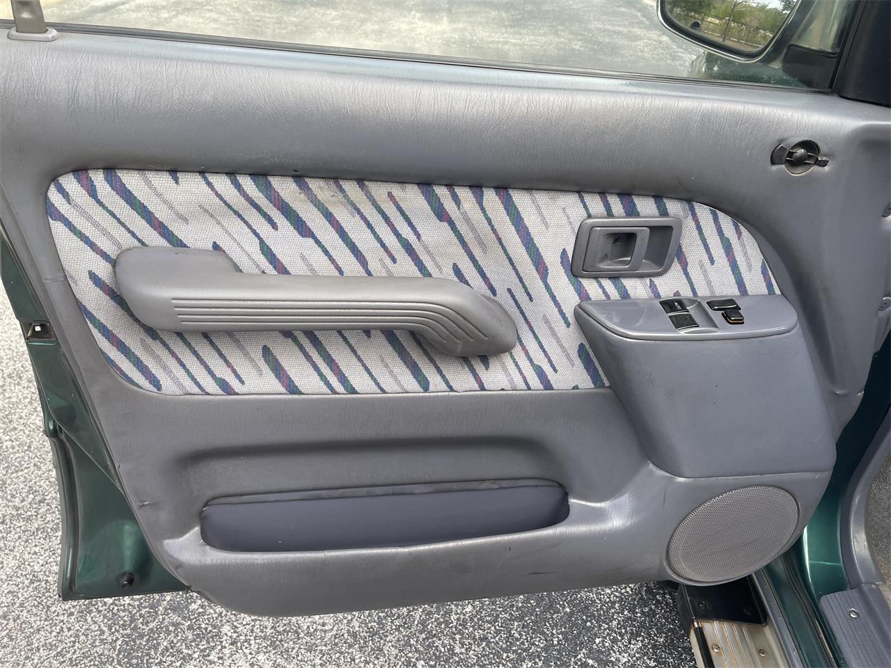 Toyota-Pickup-1989-Green-Gray