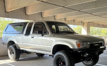 Toyota-Pickup-1991-12