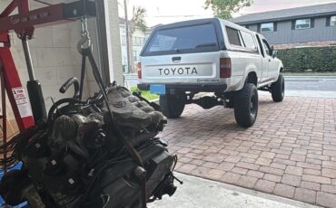 Toyota-Pickup-1991-14