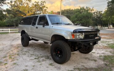 Toyota-Pickup-1991-2