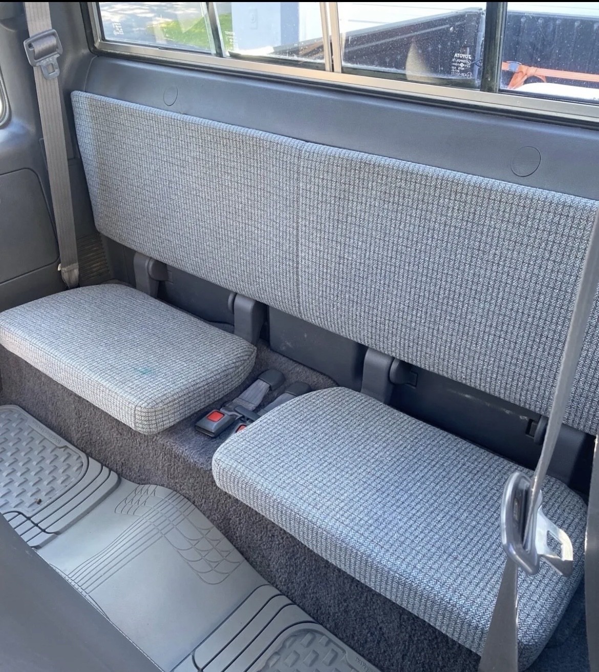 Toyota-Pickup-1991-7