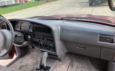 Toyota-Pickup-1994-16