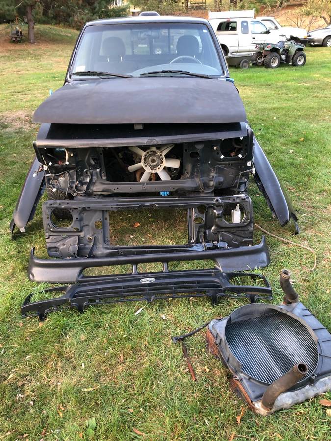 Toyota-Pickup-1995-black-22