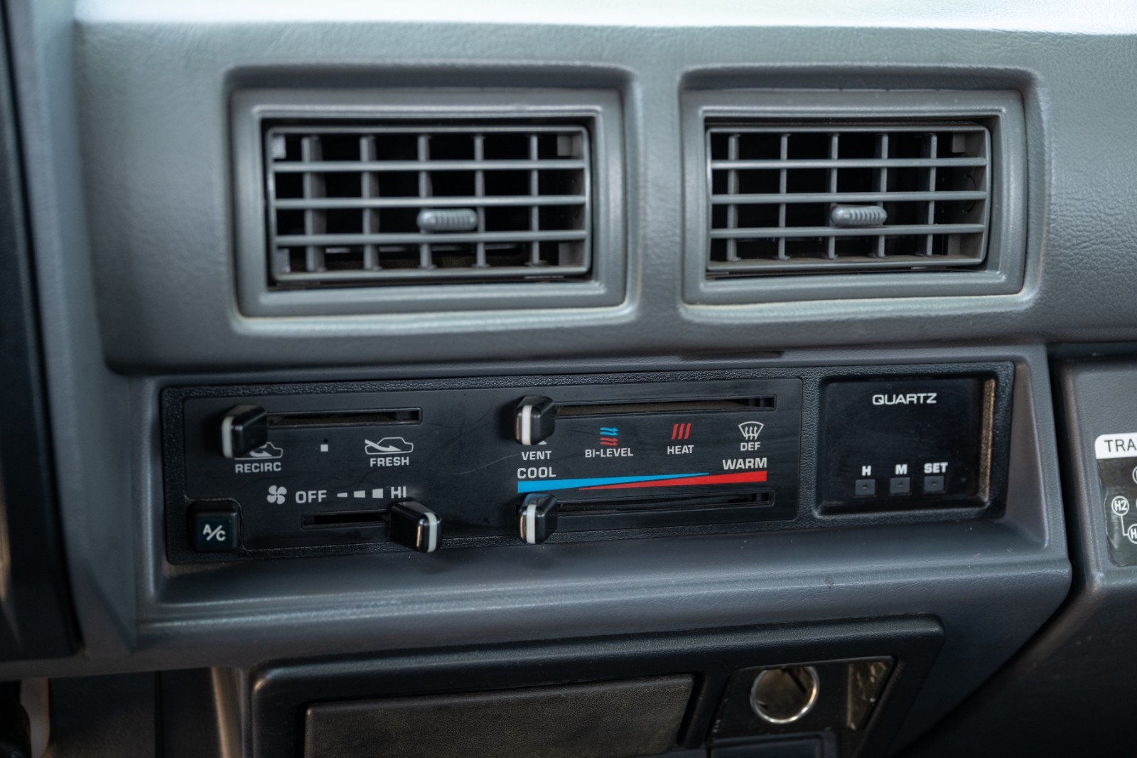 Toyota-Pickup-Truck-22RE-4X4-Long-Bed-1985-23