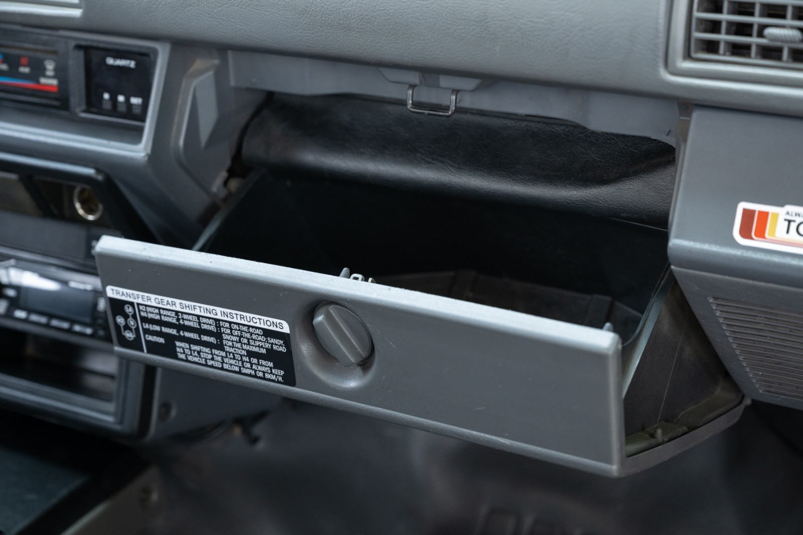 Toyota-Pickup-Truck-22RE-4X4-Long-Bed-1985-39