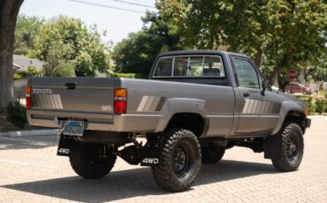 Toyota-Pickup-Truck-22RE-4X4-Long-Bed-1985-4