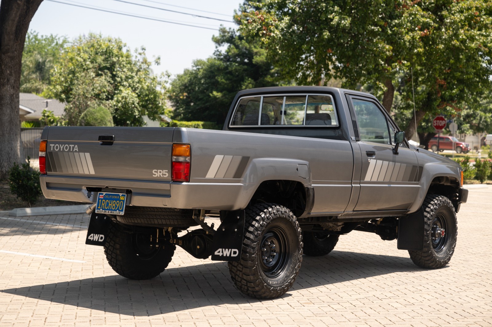 Toyota-Pickup-Truck-22RE-4X4-Long-Bed-1985-4