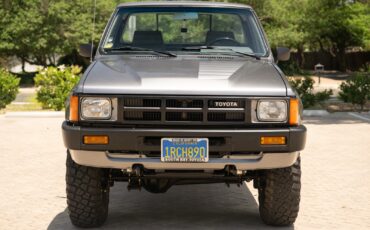 Toyota-Pickup-Truck-22RE-4X4-Long-Bed-1985-6