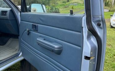 Toyota-Pickup-ext-cab-1989-blue-13