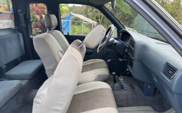 Toyota-Pickup-ext-cab-1989-blue-16