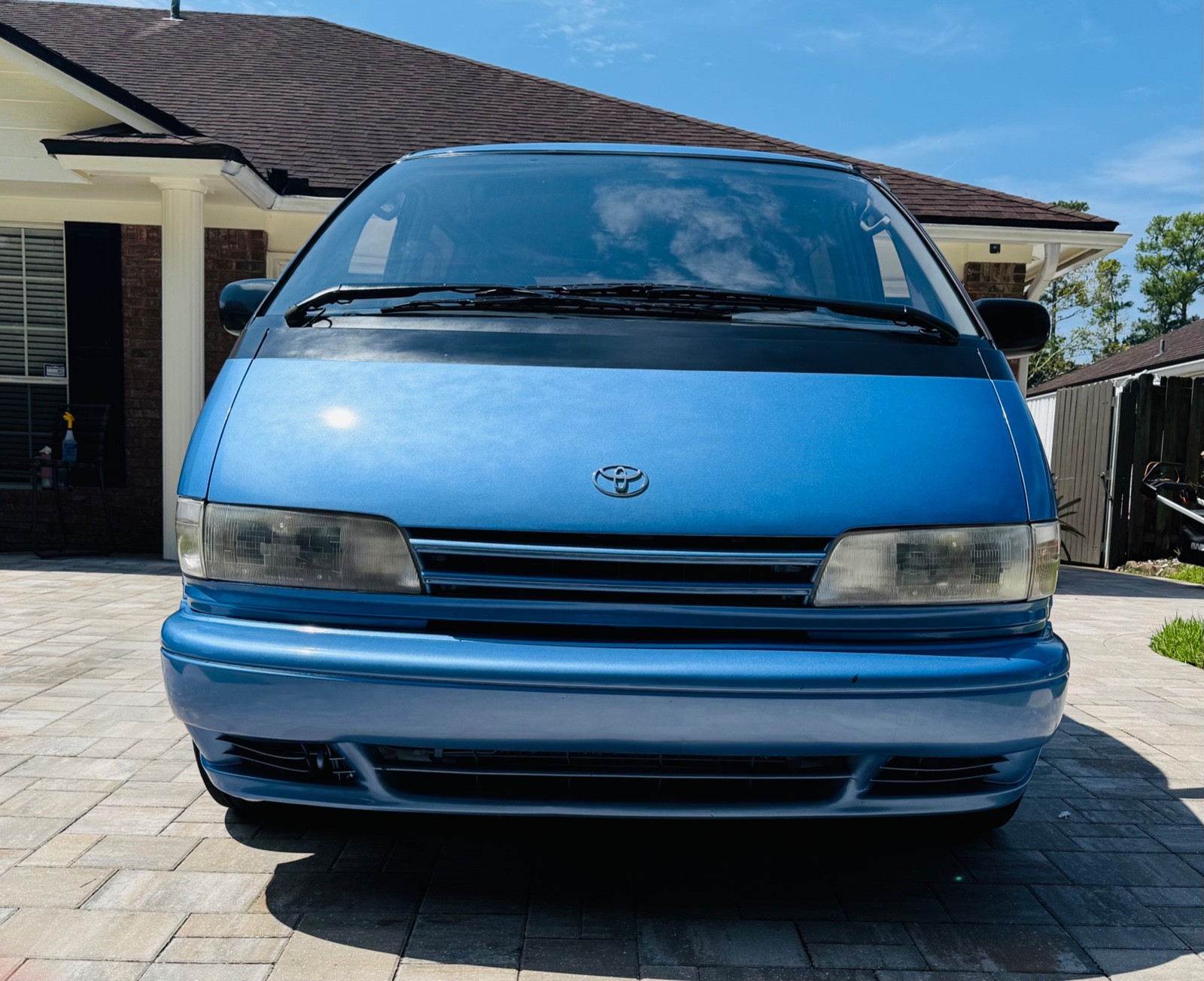 Toyota-Previa-1995-Minivan-11